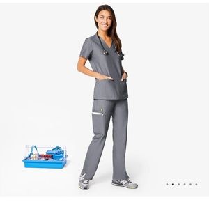 Gray figs scrub set xxs top xxsp bottoms